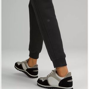 LULULEMON scuba jogger sweatpants